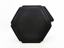 Charger l&#39;image dans la galerie, Boite à montre Hexagon - Cuir noir Italien avec intérieur couleur Olive